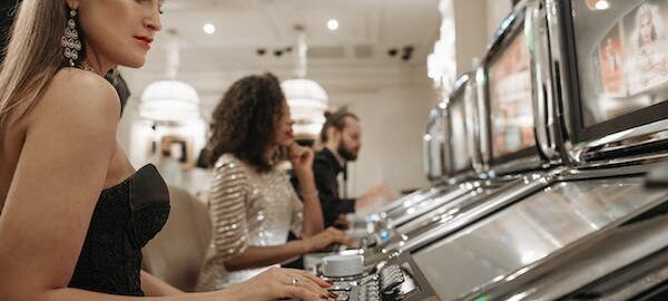 CpW9WL.pexels-photo-7594260