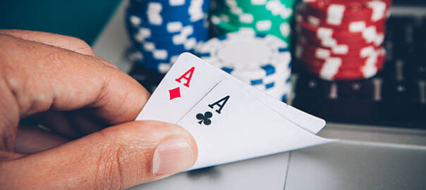 Online play poker hand with two aces